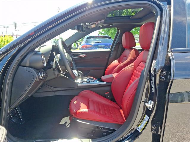 2025 Alfa Romeo Giulia GIULIA AWD 2025 Alfa Romeo Giulia GIULIA AWD