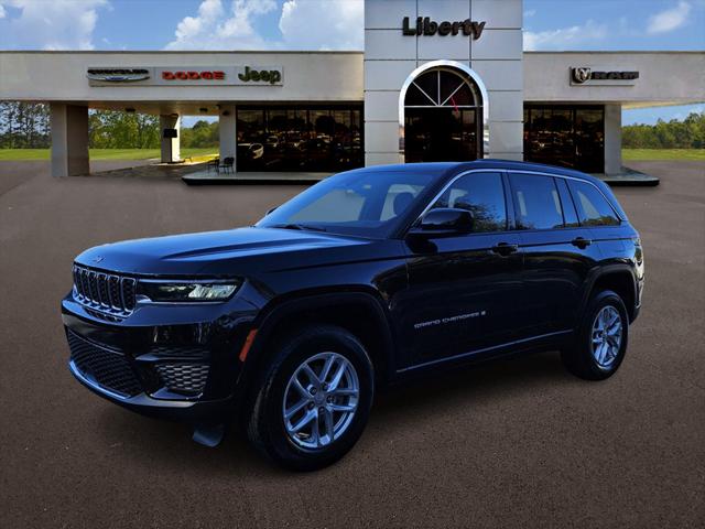 2025 Jeep Grand Cherokee GRAND CHEROKEE LAREDO X 4X2