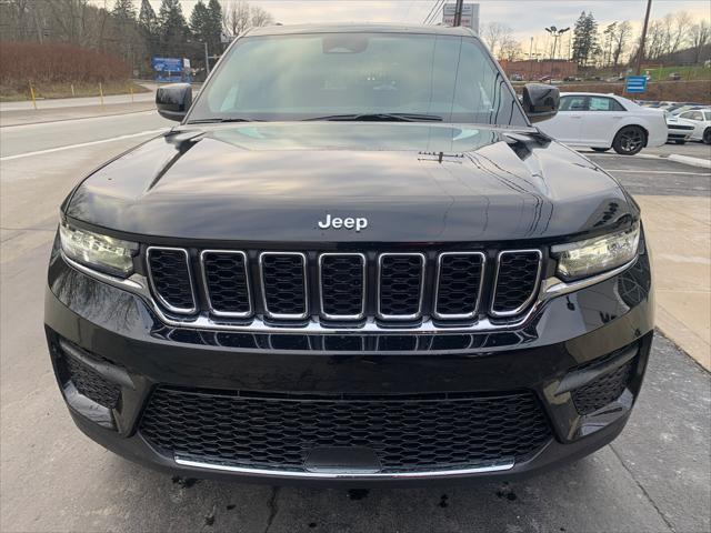 2025 Jeep Grand Cherokee GRAND CHEROKEE LAREDO X 4X4