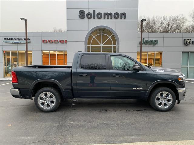 2025 RAM Ram 1500 RAM 1500 BIG HORN CREW CAB 4X4 57 BOX