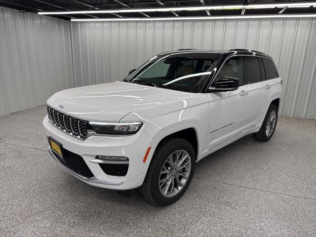 2025 Jeep Grand Cherokee GRAND CHEROKEE SUMMIT 4X4