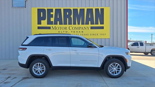 2025 Jeep Grand Cherokee GRAND CHEROKEE LAREDO X 4X2