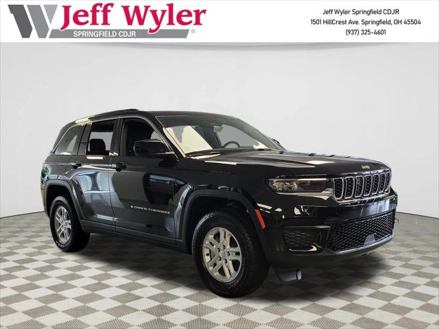 2025 Jeep Grand Cherokee GRAND CHEROKEE LAREDO 4X4