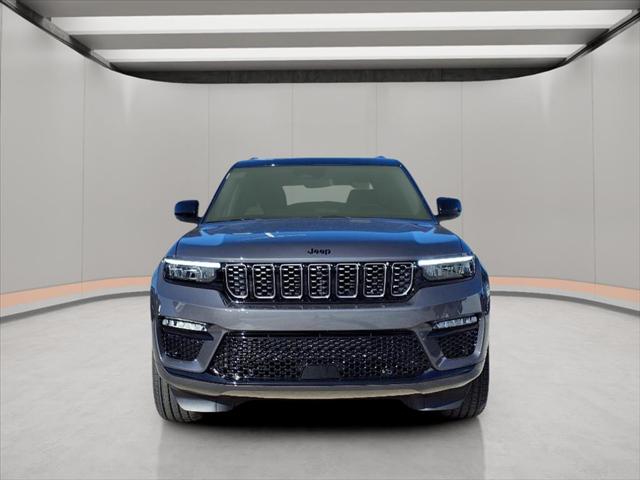 2025 Jeep Grand Cherokee GRAND CHEROKEE SUMMIT RESERVE 4X4
