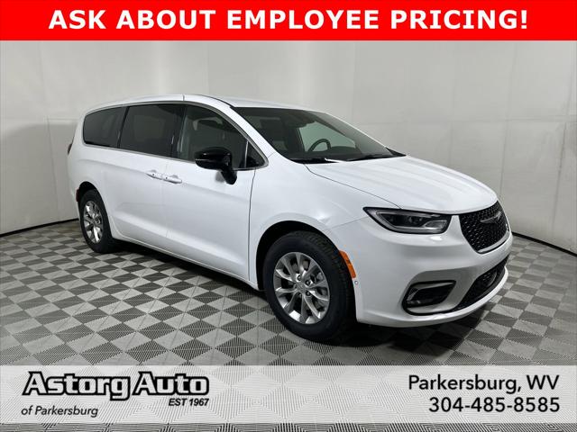 2025 Chrysler Pacifica PACIFICA SELECT AWD
