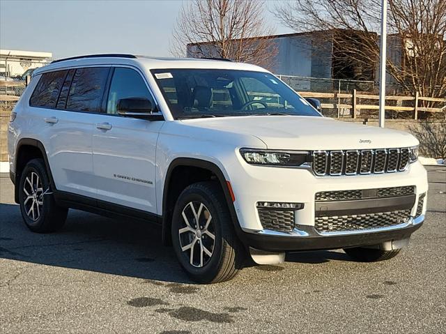 2025 Jeep Grand Cherokee GRAND CHEROKEE L LIMITED 4X4
