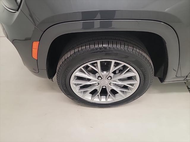 2025 Jeep Grand Cherokee GRAND CHEROKEE SUMMIT 4X4