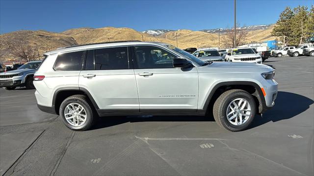 2025 Jeep Grand Cherokee GRAND CHEROKEE L LAREDO 4X4