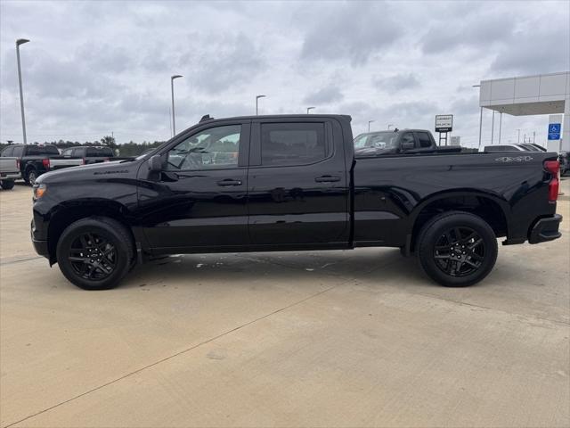 2024 Chevrolet Silverado 1500 4WD Crew Cab Standard Bed Custom