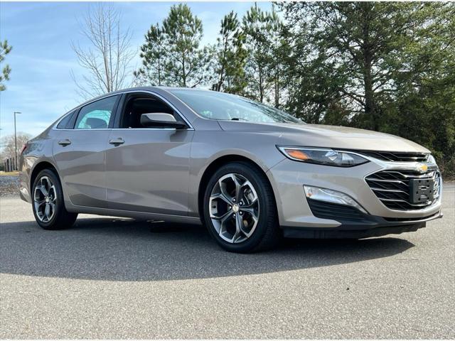 2022 Chevrolet Malibu FWD LT