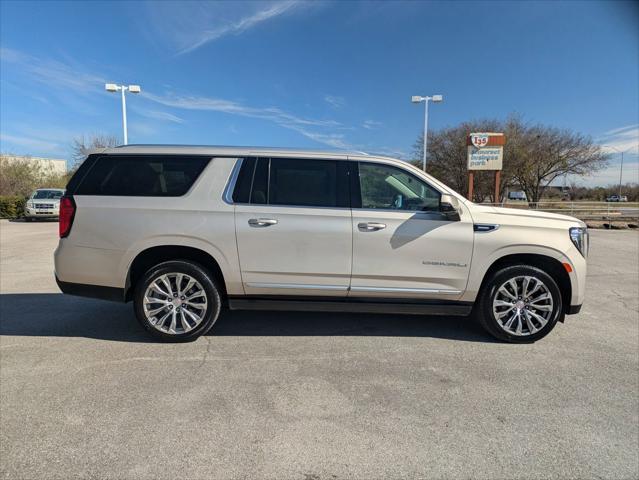 2021 GMC Yukon XL 4WD Denali