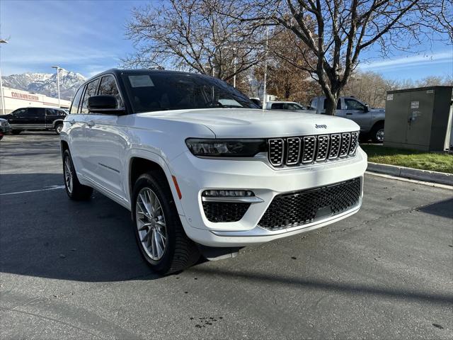 2022 Jeep Grand Cherokee Summit 4x4