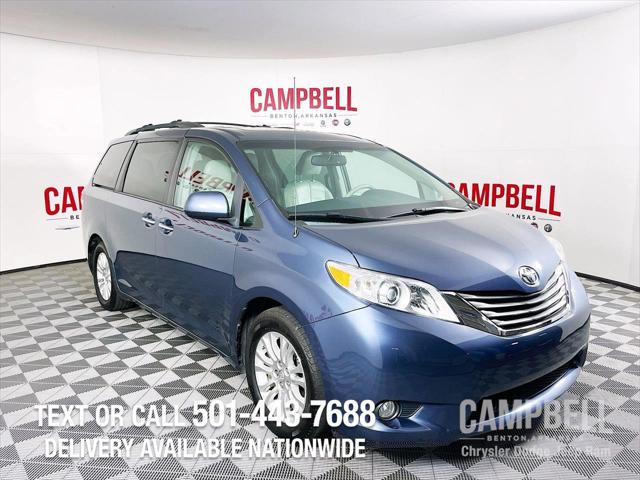 2014 Toyota Sienna XLE V6 8 Passenger