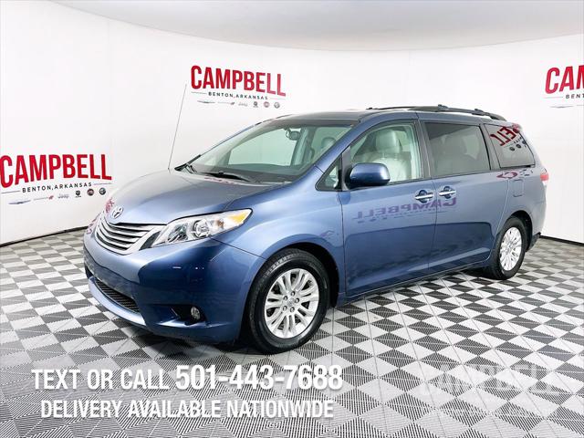 2014 Toyota Sienna XLE V6 8 Passenger