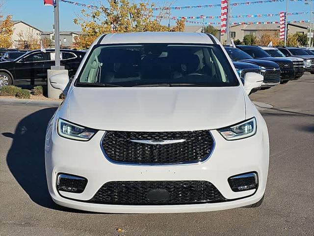 2022 Chrysler Pacifica Hybrid Touring L