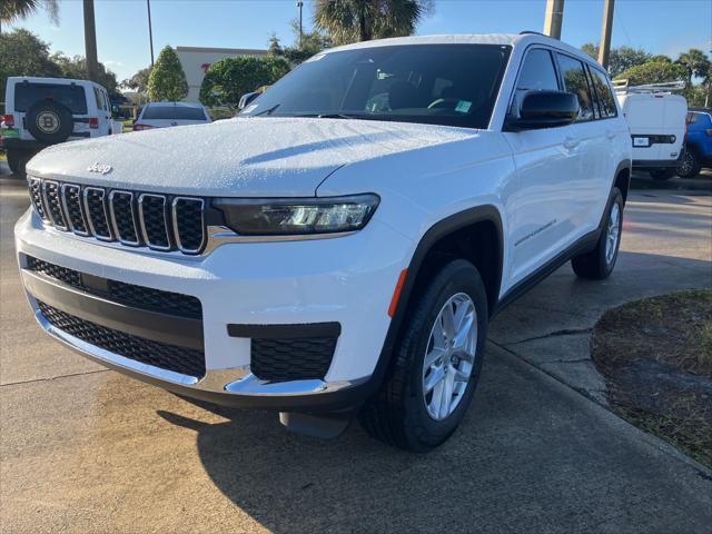 2025 Jeep Grand Cherokee GRAND CHEROKEE L LAREDO X 4X2