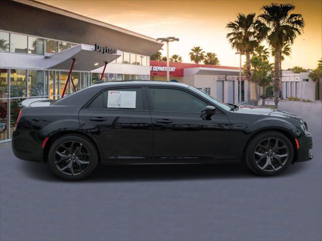 2018 Chrysler 300 300S