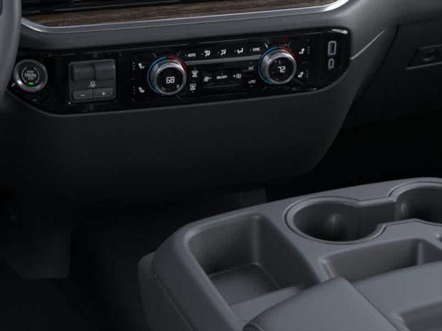 2025 GMC Sierra 1500 4WD Double Cab Standard Box SLE