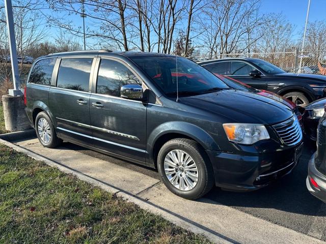 2014 Chrysler Town & Country