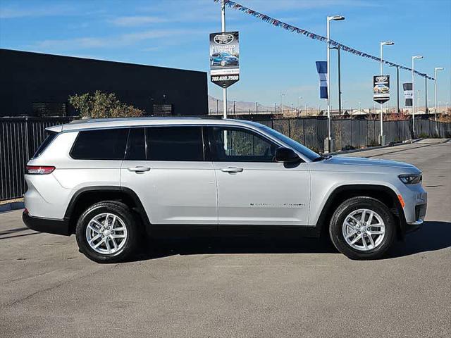 2021 Jeep Grand Cherokee L Laredo 4x2