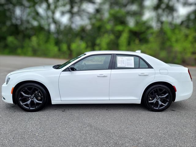 2023 Chrysler 300 Touring