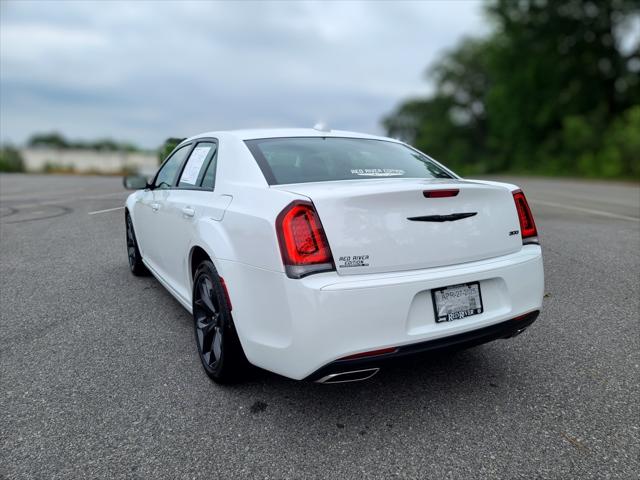 2023 Chrysler 300 Touring