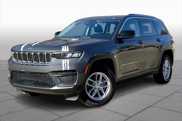 2023 Jeep Grand Cherokee Laredo X 4x4