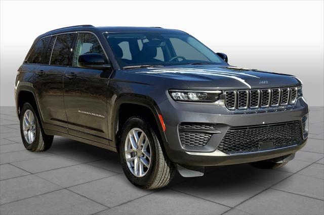 2023 Jeep Grand Cherokee Laredo X 4x4