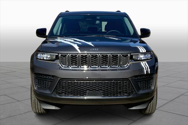 2023 Jeep Grand Cherokee Laredo X 4x4