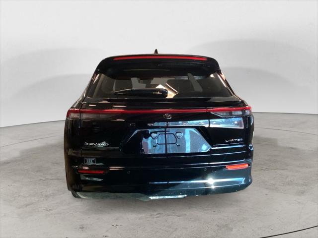 2025 Toyota Crown Signia Limited