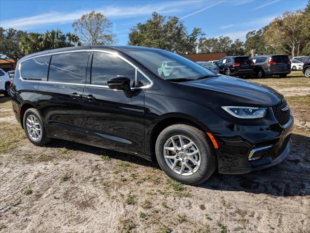 2025 Chrysler Pacifica PACIFICA SELECT