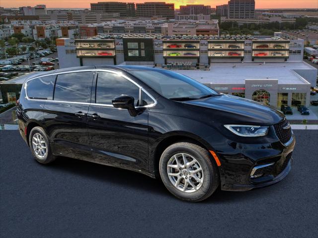 2025 Chrysler Pacifica PACIFICA SELECT