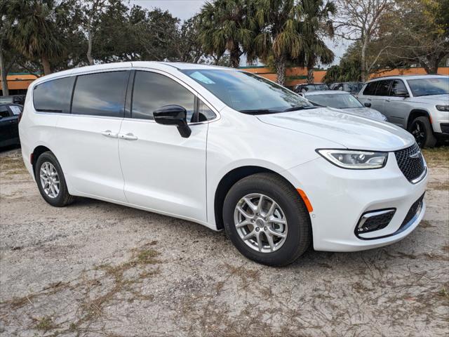 2025 Chrysler Pacifica PACIFICA SELECT