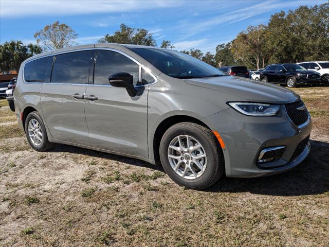 2025 Chrysler Pacifica PACIFICA SELECT