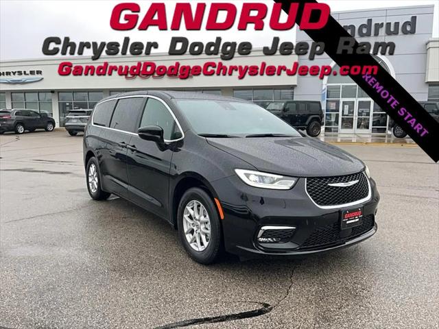 2025 Chrysler Pacifica PACIFICA SELECT