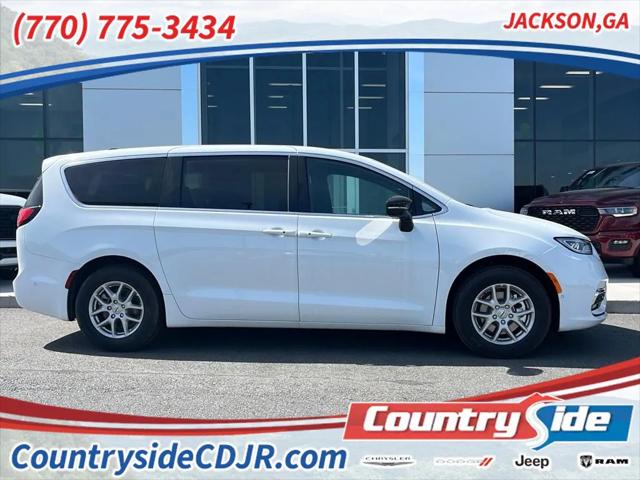 2025 Chrysler Pacifica PACIFICA SELECT