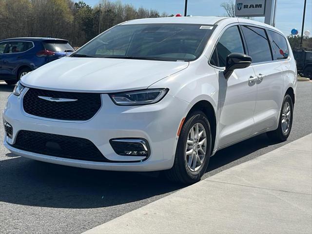 2025 Chrysler Pacifica PACIFICA SELECT