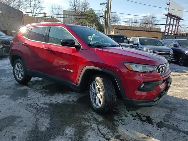 2025 Jeep Compass COMPASS LATITUDE 4X4
