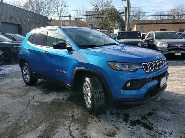 2025 Jeep Compass COMPASS LATITUDE 4X4