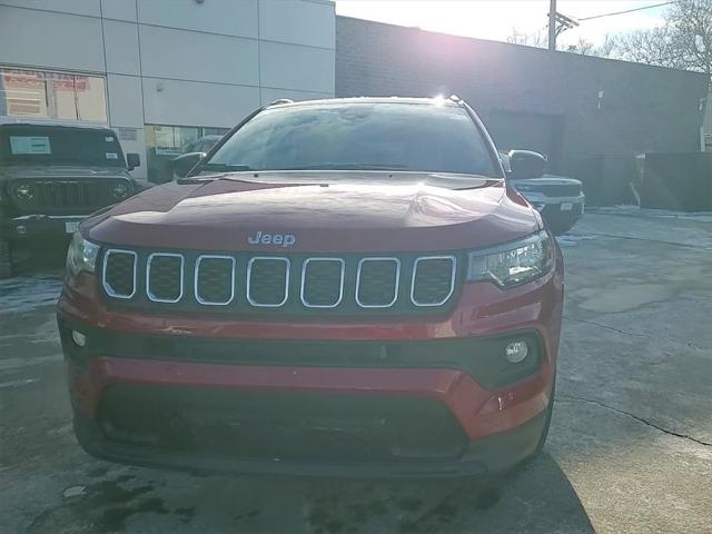 2025 Jeep Compass COMPASS LATITUDE 4X4