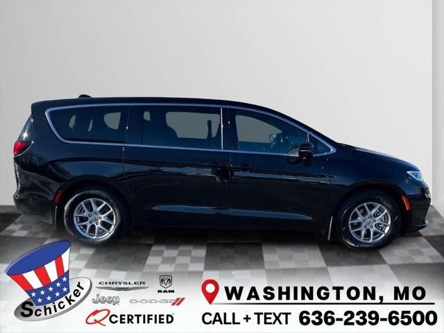 2025 Chrysler Pacifica PACIFICA SELECT