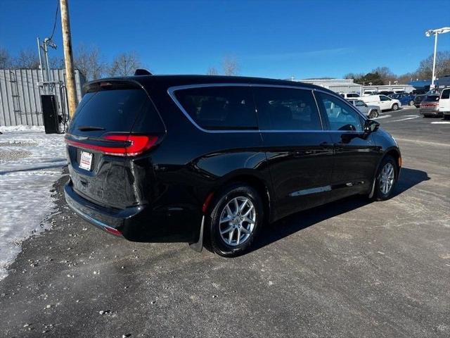 2025 Chrysler Pacifica PACIFICA SELECT