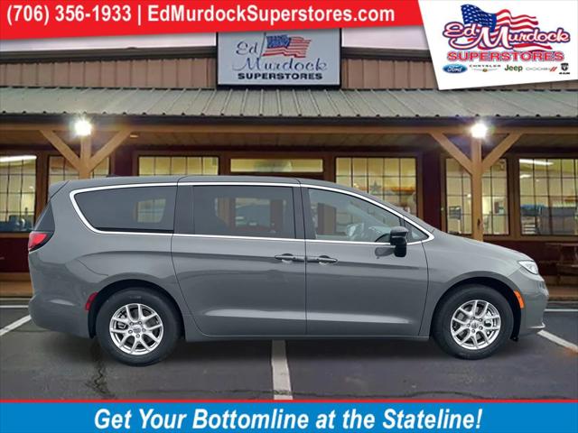 2025 Chrysler Pacifica PACIFICA SELECT