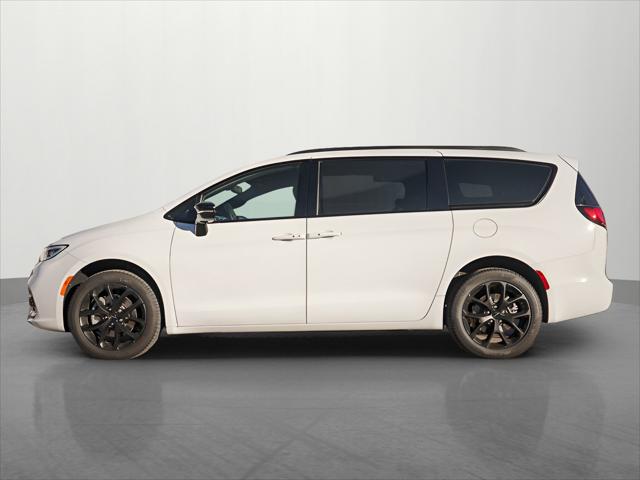 2025 Chrysler Pacifica PACIFICA LIMITED AWD
