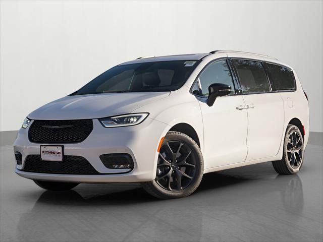 2025 Chrysler Pacifica PACIFICA LIMITED AWD