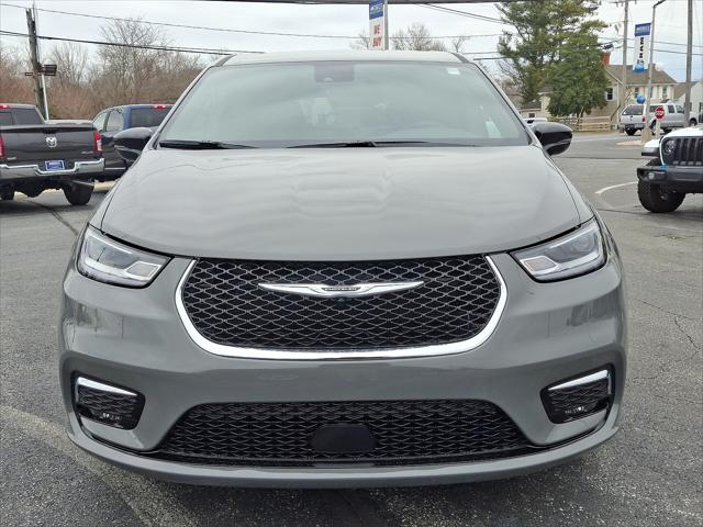 2025 Chrysler Pacifica PACIFICA SELECT
