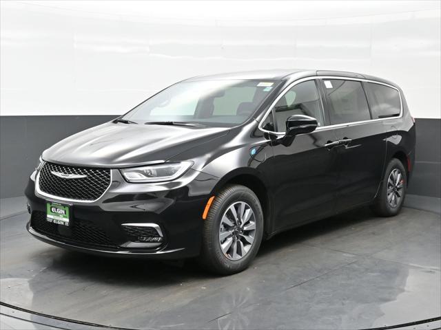 2025 Chrysler Pacifica Hybrid PACIFICA PLUG-IN HYBRID SELECT