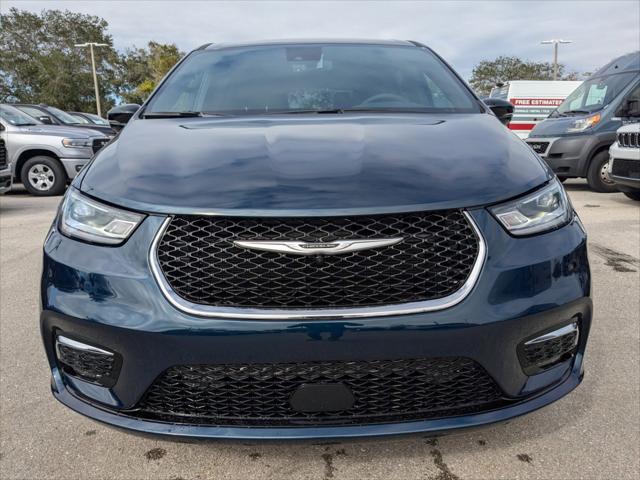 2025 Chrysler Pacifica PACIFICA SELECT