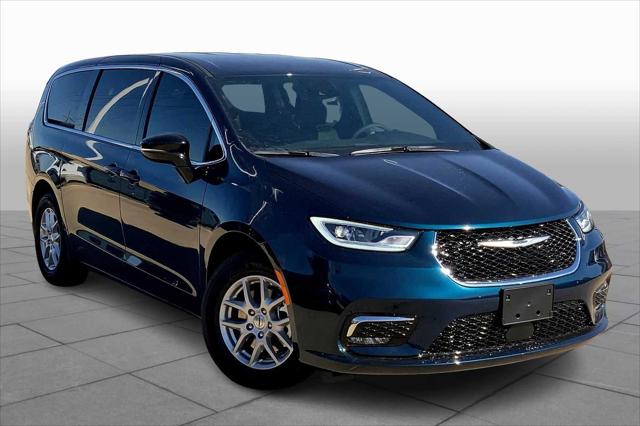 2025 Chrysler Pacifica PACIFICA SELECT
