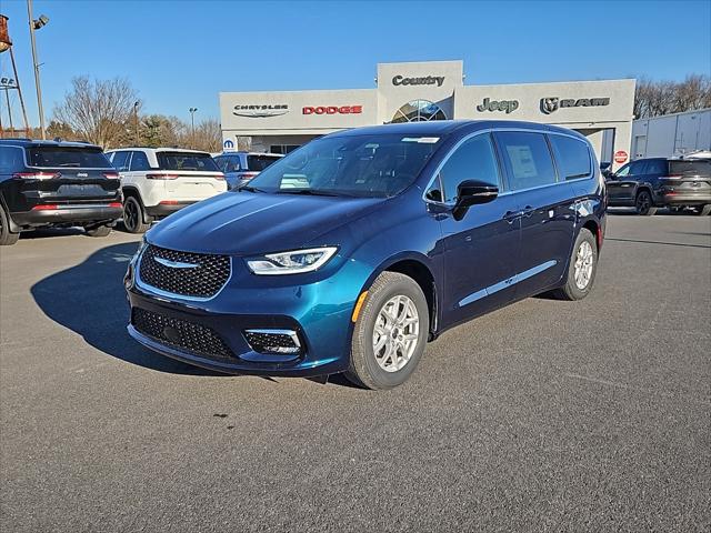 2025 Chrysler Pacifica PACIFICA SELECT